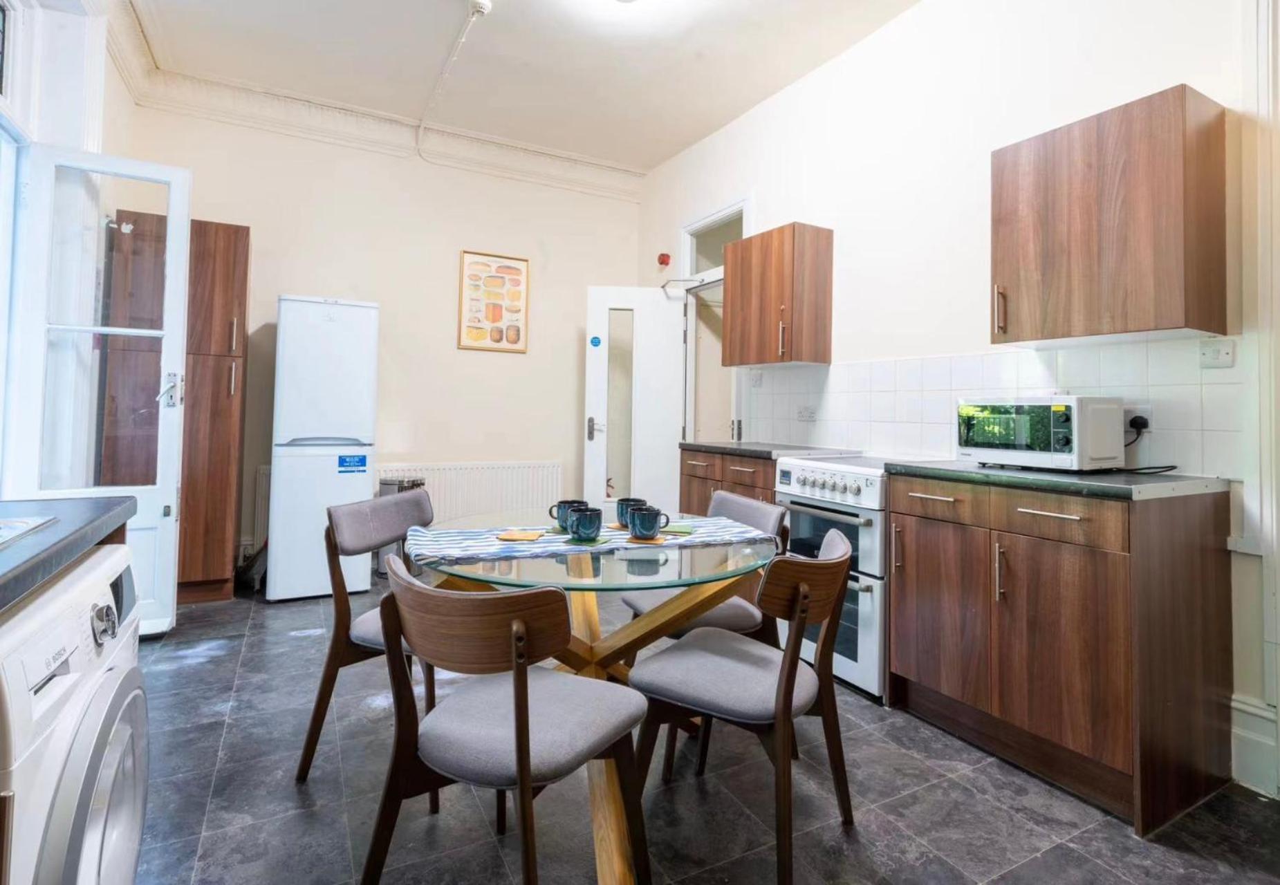 Appartamento For Three In Camden Town